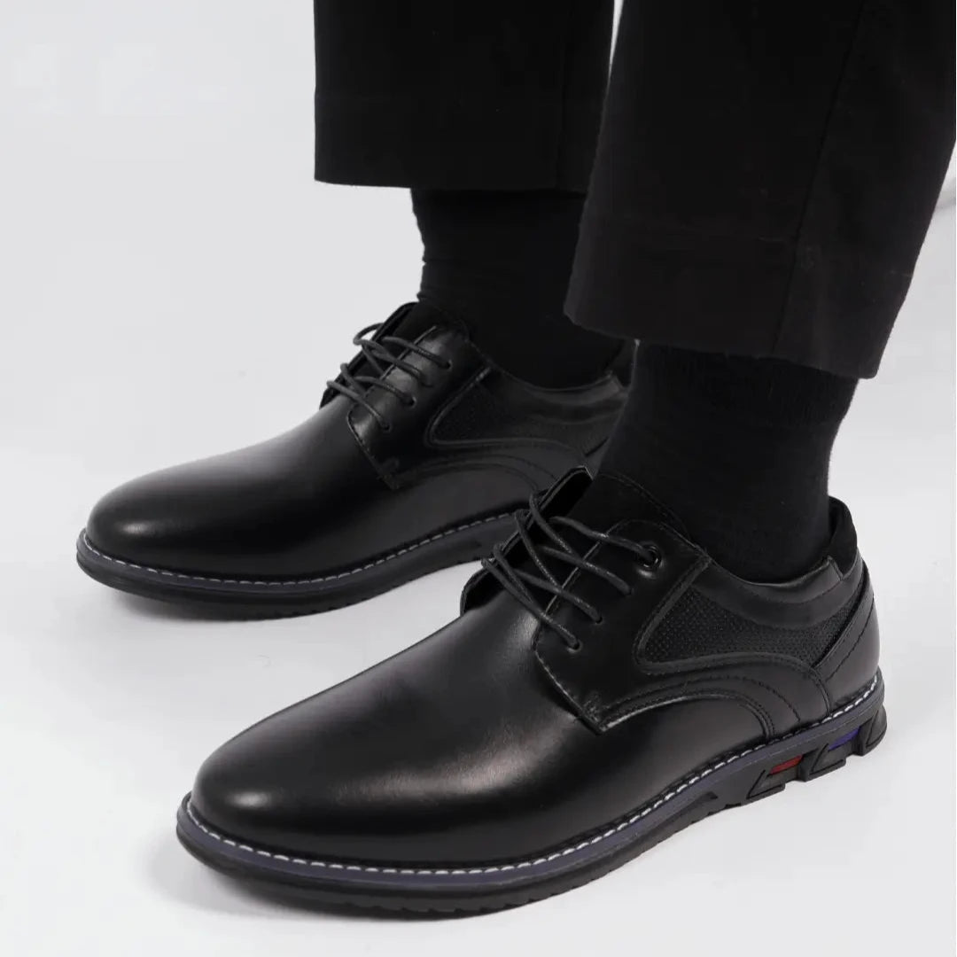 St. James - Oxford de Cuero Negro - Cordones Elásticos