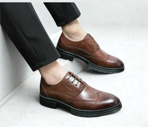 St. James – Zapato de Cuero Auténtico Marrón | Punta Redonda, Suela Negra