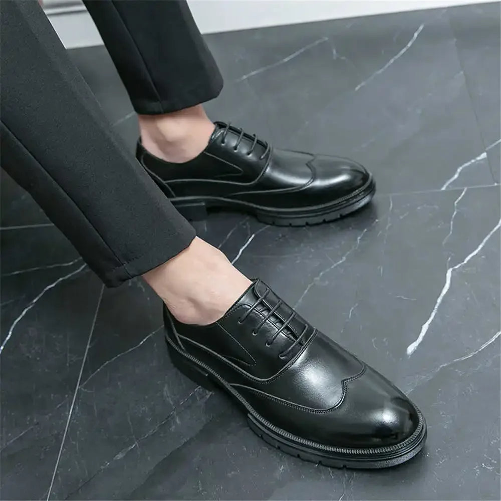 St. James – Zapato de Cuero Auténtico Negro | Punta Redonda, Suela Negra