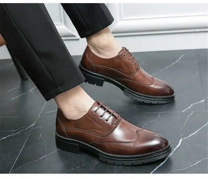 St. James – Zapato de Cuero Auténtico Marrón | Punta Redonda, Suela Negra