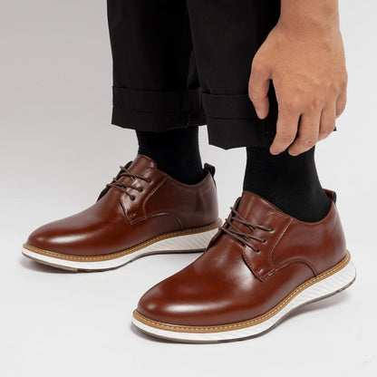 St. James – Zapato de Cuero Auténtico Marrón | Punta Redonda, Suela Blanca
