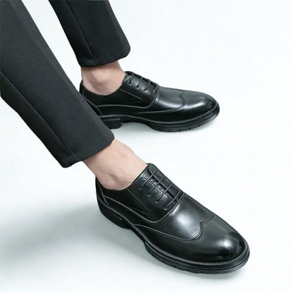 St. James – Zapato de Cuero Auténtico Negro | Punta Redonda, Suela Negra